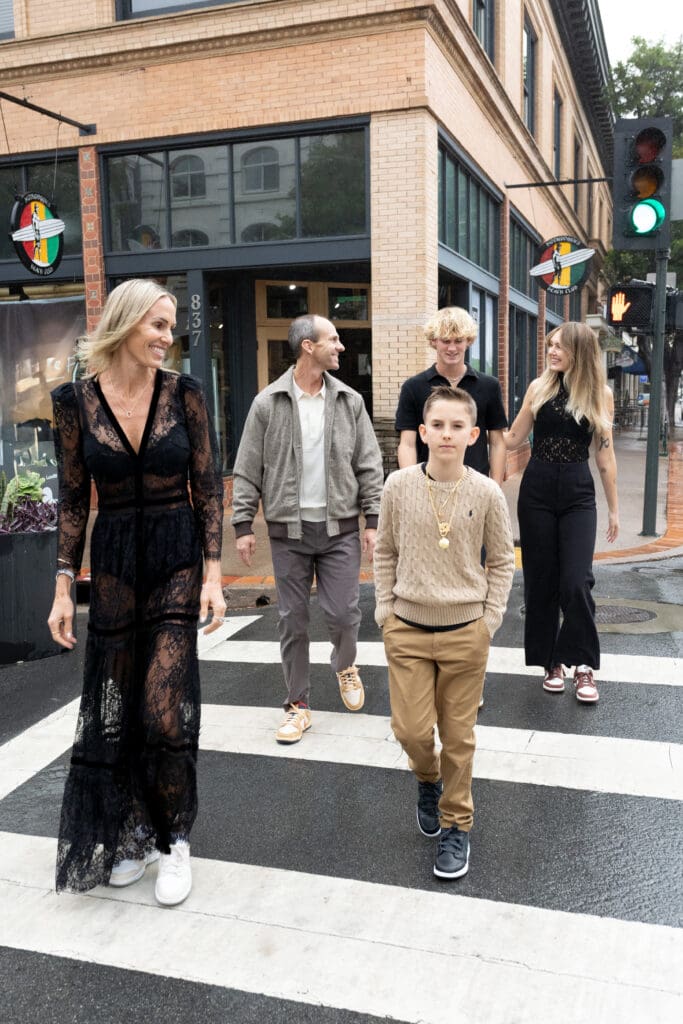 best-locations-for-family-photos family walking downtown for best family photo locations